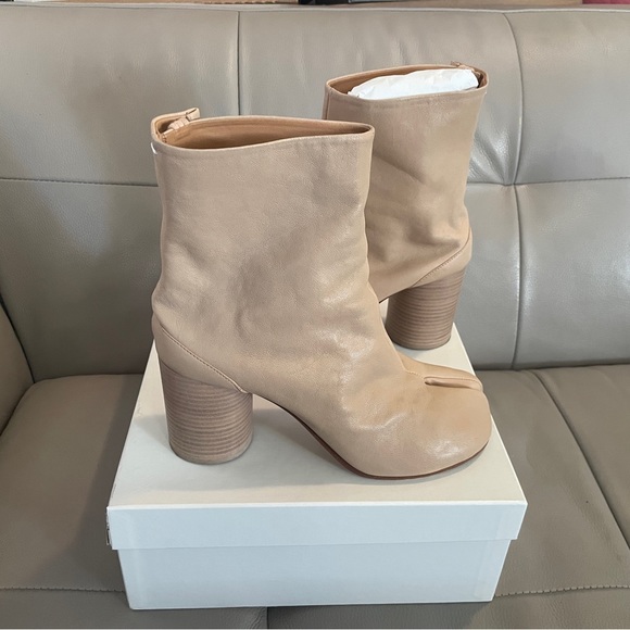 ICONIC Maison Margiela Tabi Vintage Leather boot  Size 40 Color- Bisnchetto - Picture 3 of 14